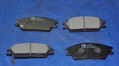 Колодки тормозные "PARTS MALL" передние дисковые HYUNDAI ELANTRA/SONATA PKA-001