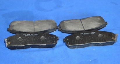 Колодки тормозные "PARTS MALL" передние дисковые HYUNDAI/KIA PKA-020